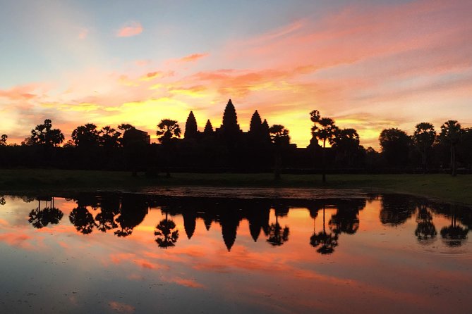 Private: Sunrise Angkor Wat Full Day Guided Visit - Angkor Wat at 4:45 am
