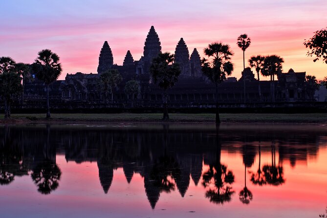 Private Sunrise Angkor Wat Tour with pickup from your hotel - Key points before you book