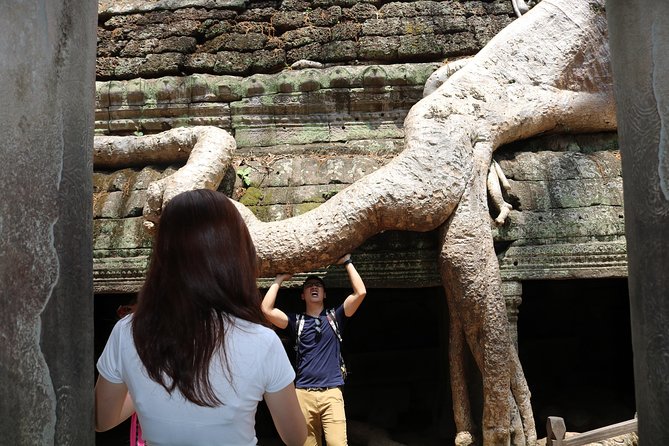 Private Temples and Lake Explorer - Pre Rup at sunset