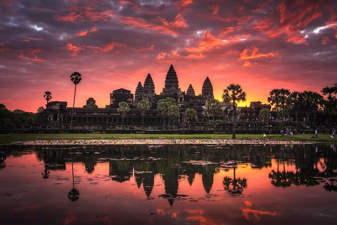 Private Temples Guided Tour (Angkor Wat, Ta Prom & Angkor Thom) - Why this half-day route works