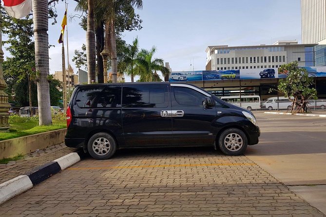 Private Transfer from Siem Reap to Phnom Penh - Leaving Siem Reap with a hotel pickup