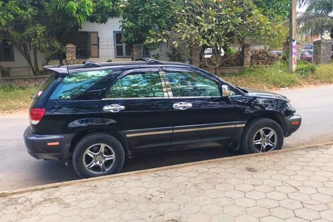 Private Transfer from Siem Reap to Phnom Penh - Optional Kampong Khleang and Tonle Sap