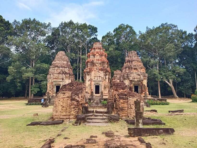 Private Trip to Banteay Srei, Rolous Group & Tonle Sap Lake - The Roluos Group and the beginnings of Angkor