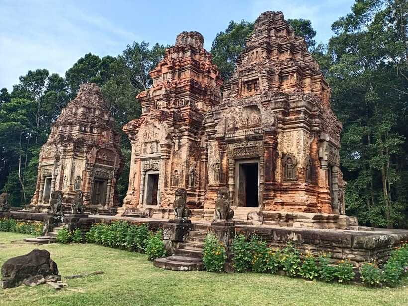 Private Trip to Banteay Srei, Rolous Group & Tonle Sap Lake - Should you book it?