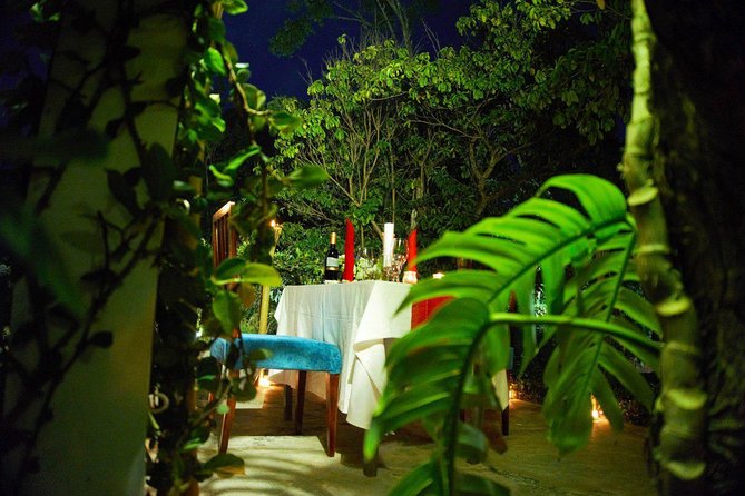 Rooftop Romantic Dinner - 4 Courses Set Meal & Wine - A romantic start beside the pool