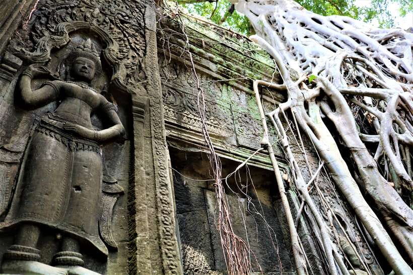 Siem Reap: 2-Day Temple Highlights Sunrise and Sunset Option - Day two begins before dawn at Angkor Wat