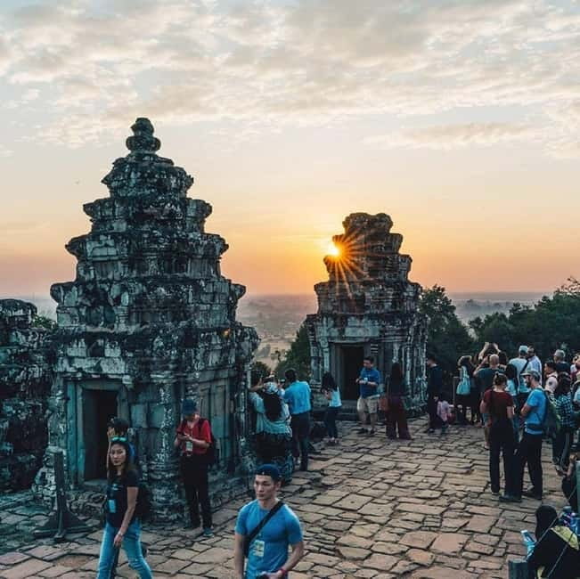 Siem Reap: Angkor 1-Day Private Tour with Sunset or Sunrise - Key points to know before booking