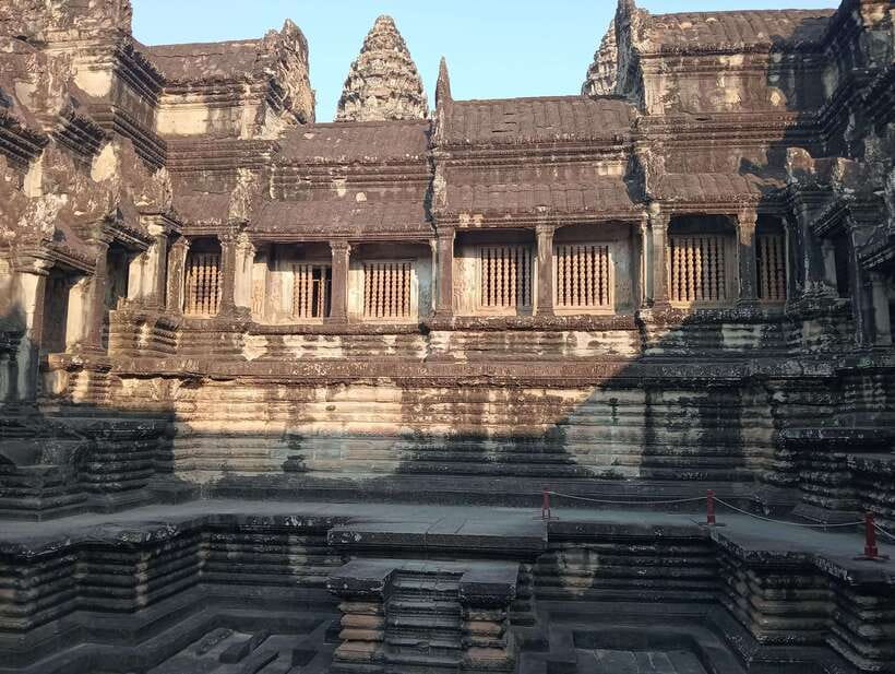 Siem Reap: Angkor Full-Day Group Tour with Japanese Guide - The one-day route: Angkor’s essential sights