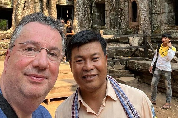 Siem Reap Angkor Private Tour Guide in English and Spanish - English or Spanish, with room for real questions