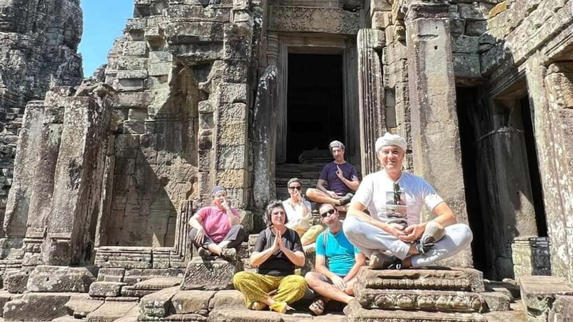 Siem Reap: Angkor Sunrise 1- or 2-Day Guided Temples Tour - Why the guides receive so much praise