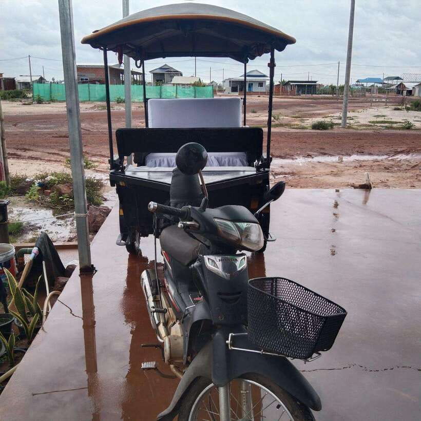 Siem Reap: Angkor Temples Tour by a Private Tuk Tuk - Thommanon and Chau Say Tevoda