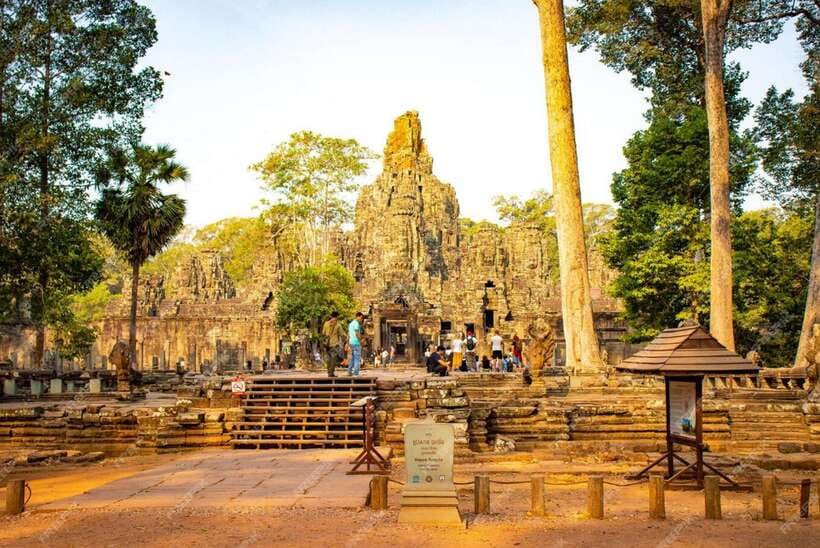 Siem Reap: Angkor Temples Tour - Shared Tours tours guide - A practical first day among Angkor’s great temples