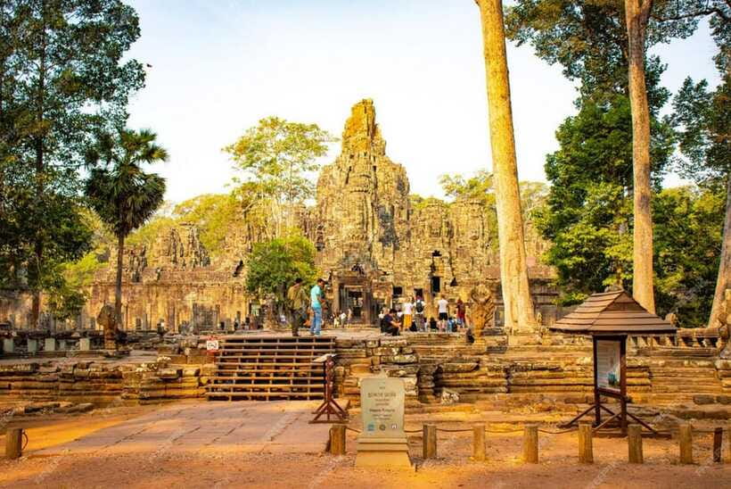 Siem Reap: Angkor Temples Tour - Shared Tours tours guide - Starting at Angkor Thom’s South Gate