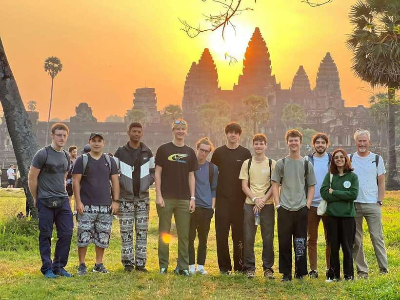 Siem Reap: Angkor Wat 2-Day Tour with Sunrise and Sunset - Why two days works better than one
