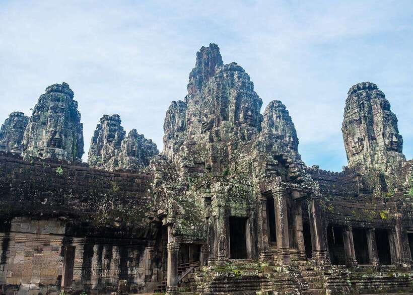 Siem Reap: Angkor Wat Admission Ticket - What the guide and driver option adds