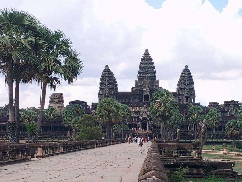 Siem Reap: Angkor Wat, Angkor Thom, and Banteay Srei Tour - Ta Prohm brings the jungle atmosphere