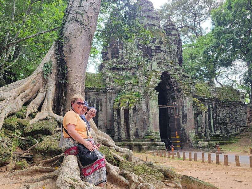 Siem Reap: Angkor Wat Private full Day Tour - Starting early from Siem Reap