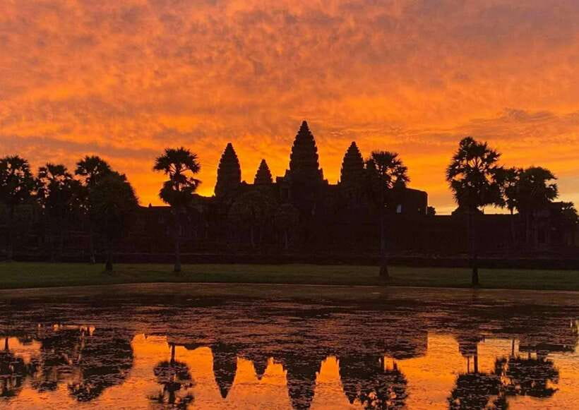 Siem Reap: Angkor Wat Private Tour by Tuk-Tuk - Bayon’s faces deserve unhurried time