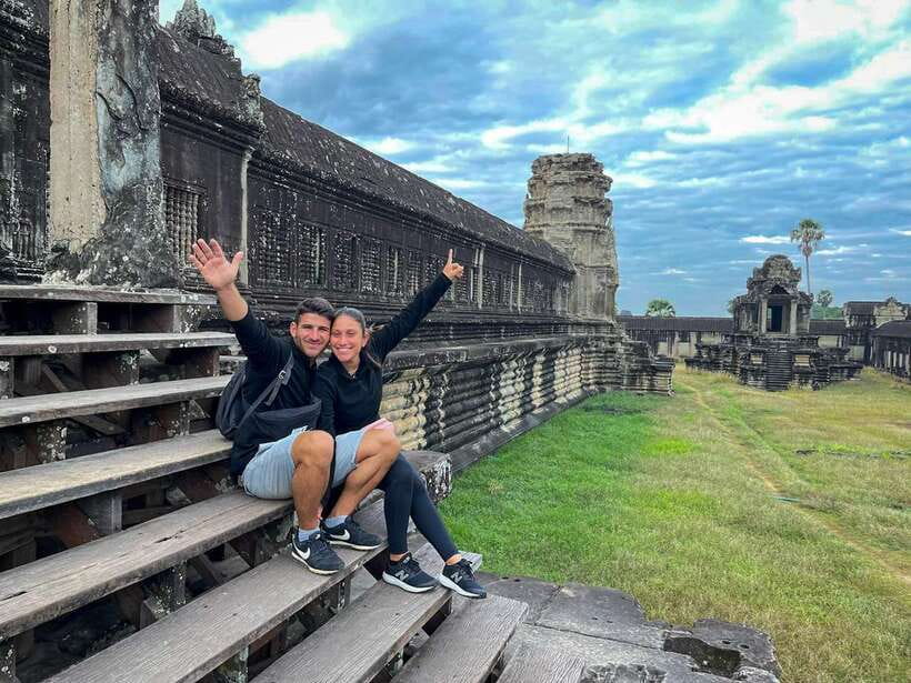 Siem Reap: Angkor Wat Private Tuk-Tuk Tour - Heat, clothing, tickets, and practical planning