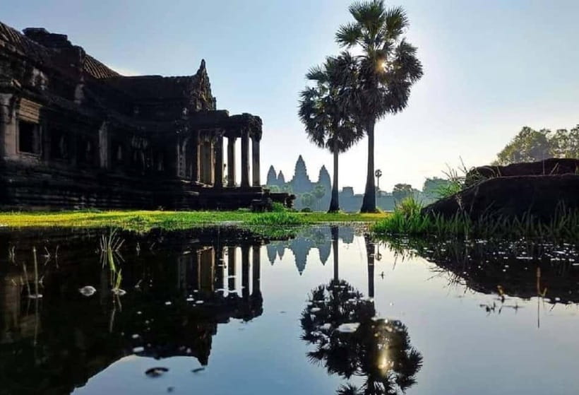 Siem Reap: Angkor Wat Small-Group Day Tour - Starting at Angkor Thom’s South Gate