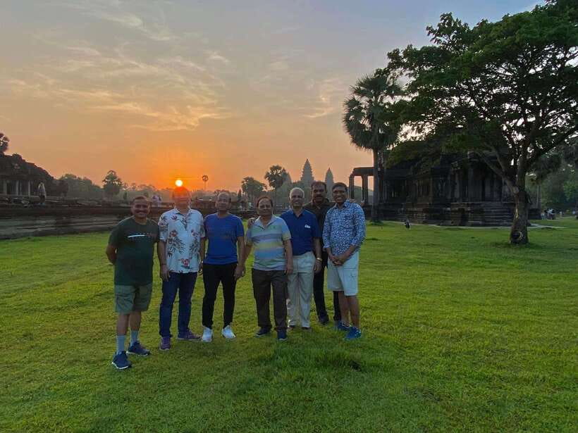 Siem Reap: Angkor Wat: Small-Group Sunrise or Sunset Tour - Why the sunrise start is worth the lost sleep