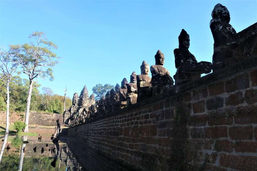 Siem Reap: Angkor Wat Sunrise and Best Temples Tour - The guides make the difference