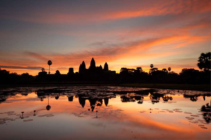 Siem Reap: Angkor Wat Sunrise Bike Tour & Jungle Breakfast - Who should book this ride