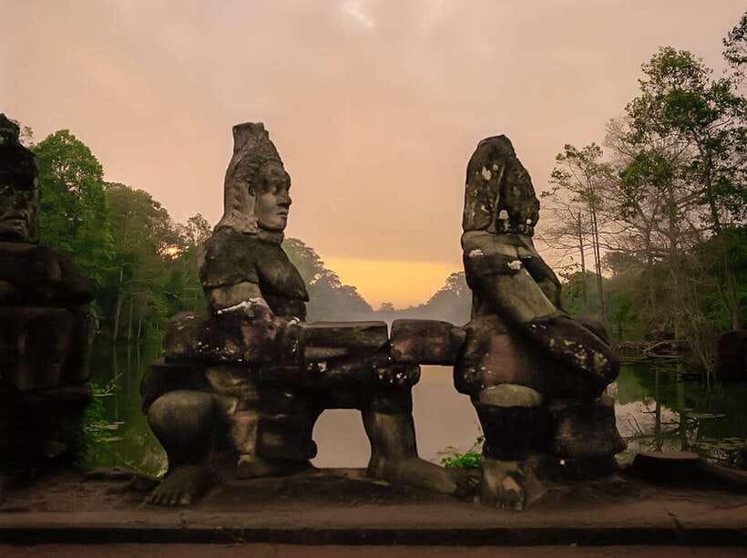 Siem Reap: Angkor Wat Sunrise or Sunset Guided Tour - What the $13 price really buys