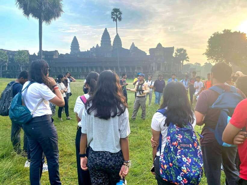 Siem Reap: Angkor Wat Sunrise Tour With Small Group - Ta Prohm and the trees that changed its mood