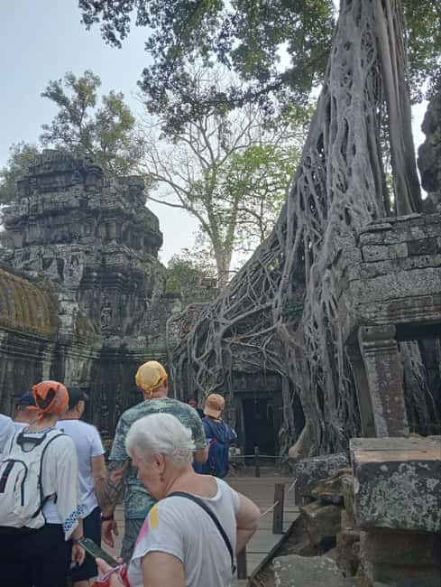 Siem Reap: Angkor Wat Tour with Italian-Speaking Guide - Angkor Wat: save energy for the great finale