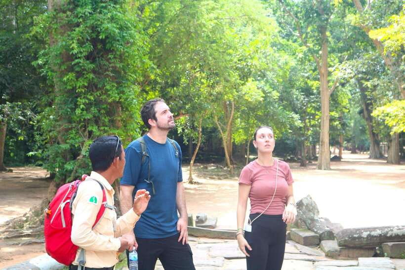 Siem Reap: Angkor Wat with German or English Guided Tour - Angkor Wat in a two-hour introduction