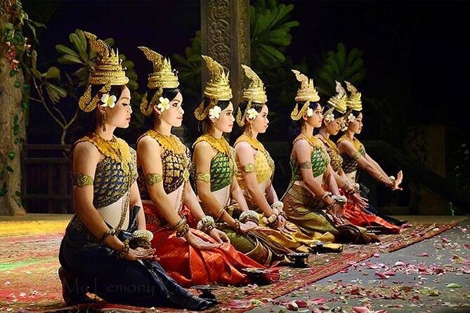 Siem Reap: Apsara Dance Show & Dinner with Tuk-Tuk Transfers - What this Siem Reap evening is really like