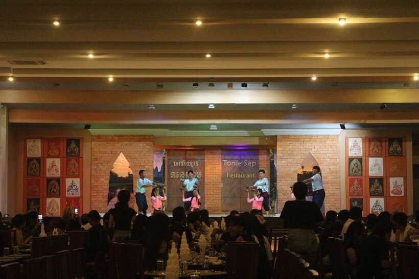 Siem Reap: Apsara Dance Show & Dinner with Tuk-Tuk Transfers - Why Apsara dance deserves your attention