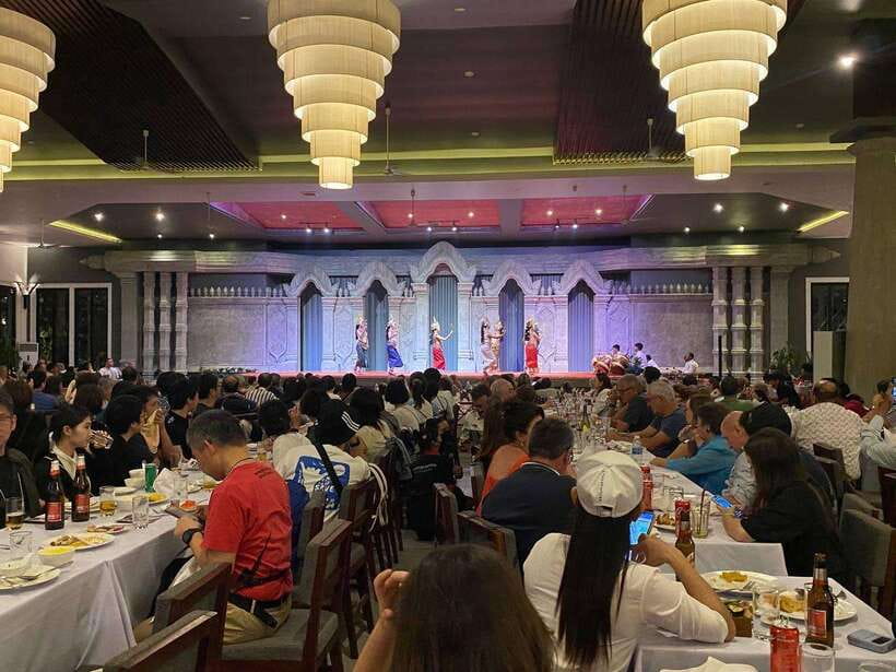 Siem Reap: Apsara Dance Show & Dinner with Tuk-Tuk Transfers - Who will enjoy this cultural evening most