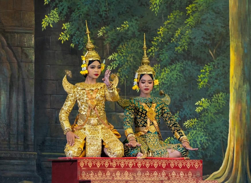Siem Reap: Apsara Show Including Dinner & Hotel Pickup - Getting there by tuk-tuk, car, or minivan