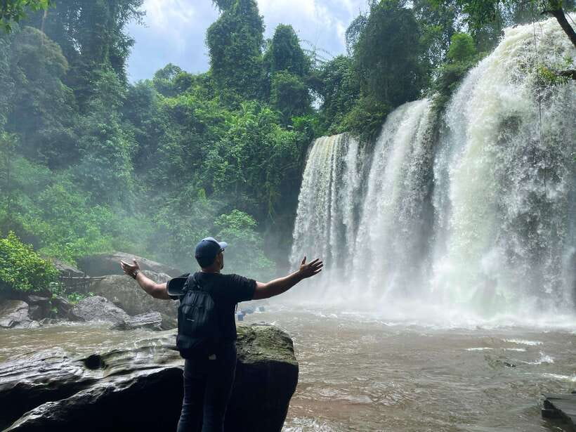 Siem Reap: Beng Mealea, Banteay Srei & Kulen Waterfall Trip - Beng Mealea: Cambodia’s broken jungle temple