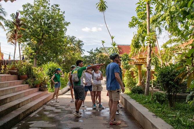 Siem Reap Countryside Bike Tour / E-Bike or Tuk Tuk - Mushroom farms, rice wine, and working farms