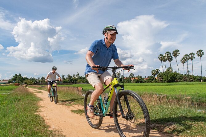 Siem Reap Countryside Bike Tour / E-Bike or Tuk Tuk - How difficult is the 15 to 20 kilometer ride?