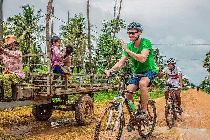 Siem Reap Countryside Guided Tour by Bike and E-Bike Private Tour - Starting at Pte Kru Café at 7:45 or 8:00