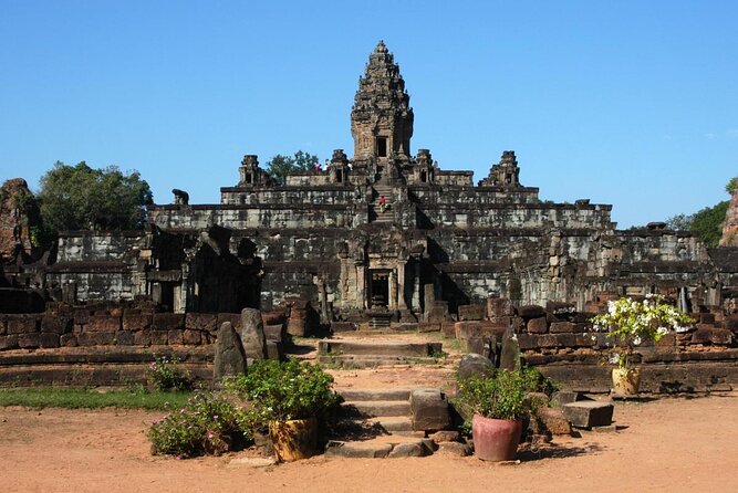 Siem Reap Countryside Jeep Tour - Cycling through villages and rice fields