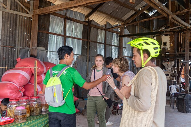 Siem Reap Countryside Sunset Bike Tour / E-Bike or Tuk Tuk - Who will enjoy this tour most