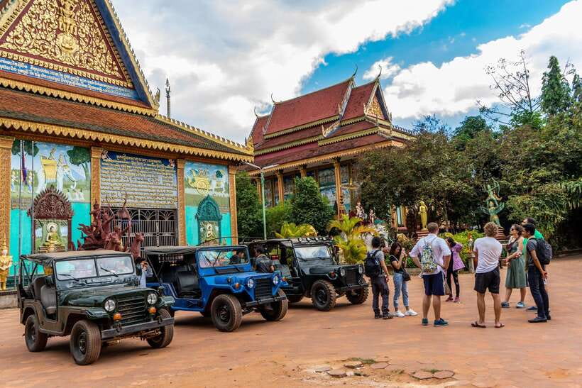 Siem Reap: Countryside Sunset Jeep Tour / SUV Available - Wat Po Banteaychey and a short look at Buddhist practice