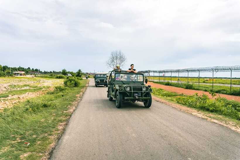Siem Reap: Countryside Sunset Jeep Tour / SUV Available - Lotus Farm: the best setting for the sunset