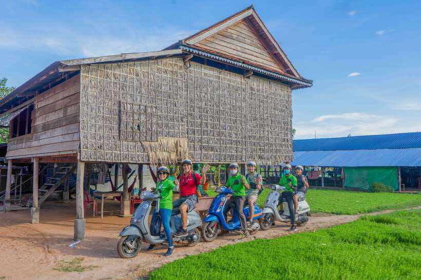 Siem Reap Countryside Sunset Vespa Tour or Tuk Tuk - The traditional village and rural farms