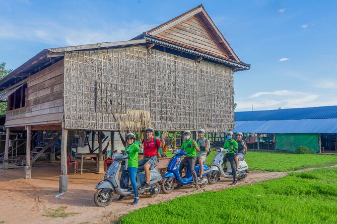Siem Reap Countryside Sunset Vespa Tour / Tuk Tuk Available - Chreav village and the rhythm of rural life