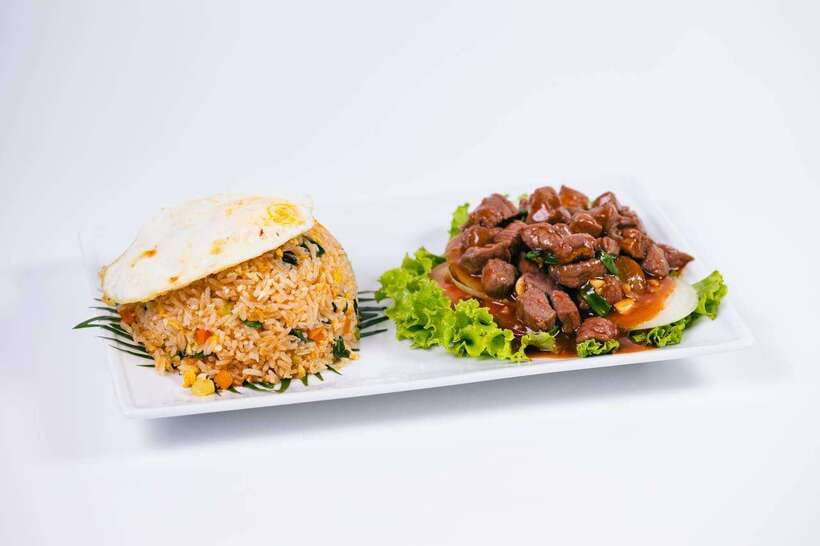 Siem Reap: Dinner and Traditional Show with Hotel Transfer - What dinner includes at the buffet