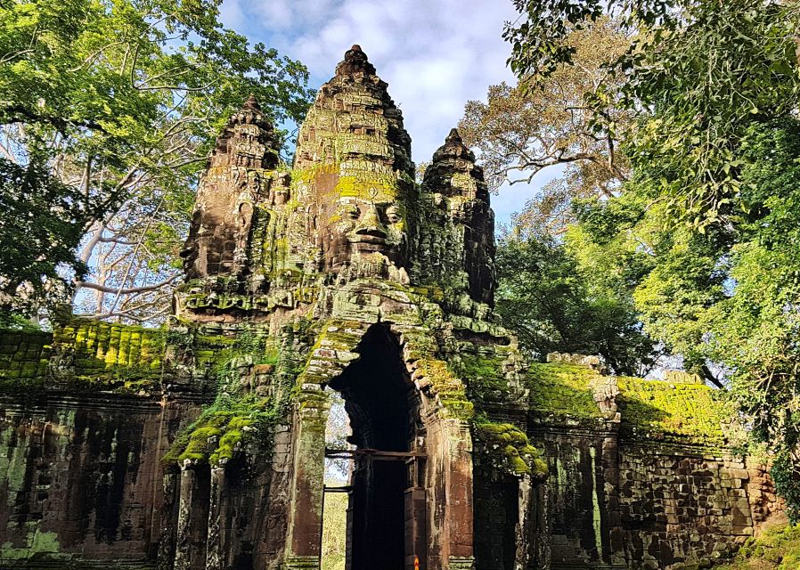 Siem Reap - Discover Angkor Wat by Jeep - Angkor Wat, the day’s major monument