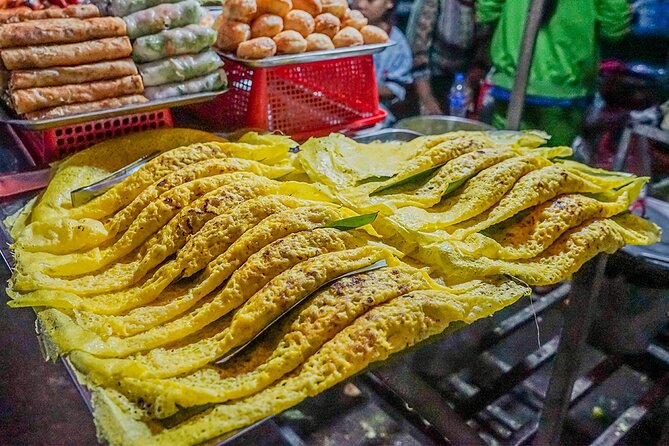 Siem Reap Evening Food Tour - Inclusive 5 stops Local Tastings - Stop four: Street 60 and the insect challenge
