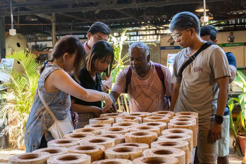 Siem Reap Evening Food Tour - On Promotion Price limit Offer - A cold beer at ASANA Wooden Bar