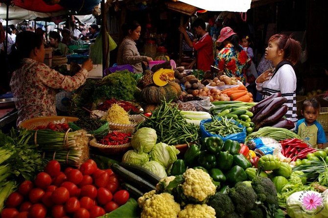 Siem Reap Evening Street foods Tours by Tuk Tuk - Why an evening tuk tuk is a smart way to eat in Siem Reap